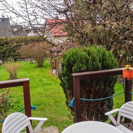 Villa Za Gorami, Za Lasami